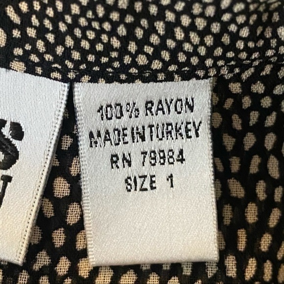 CHICO’S DESIGN geometric snake pattern sheer, chiffon, button blouse. Small. EUC - Picture 10 of 12